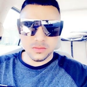 Meet your Posher, Luis e